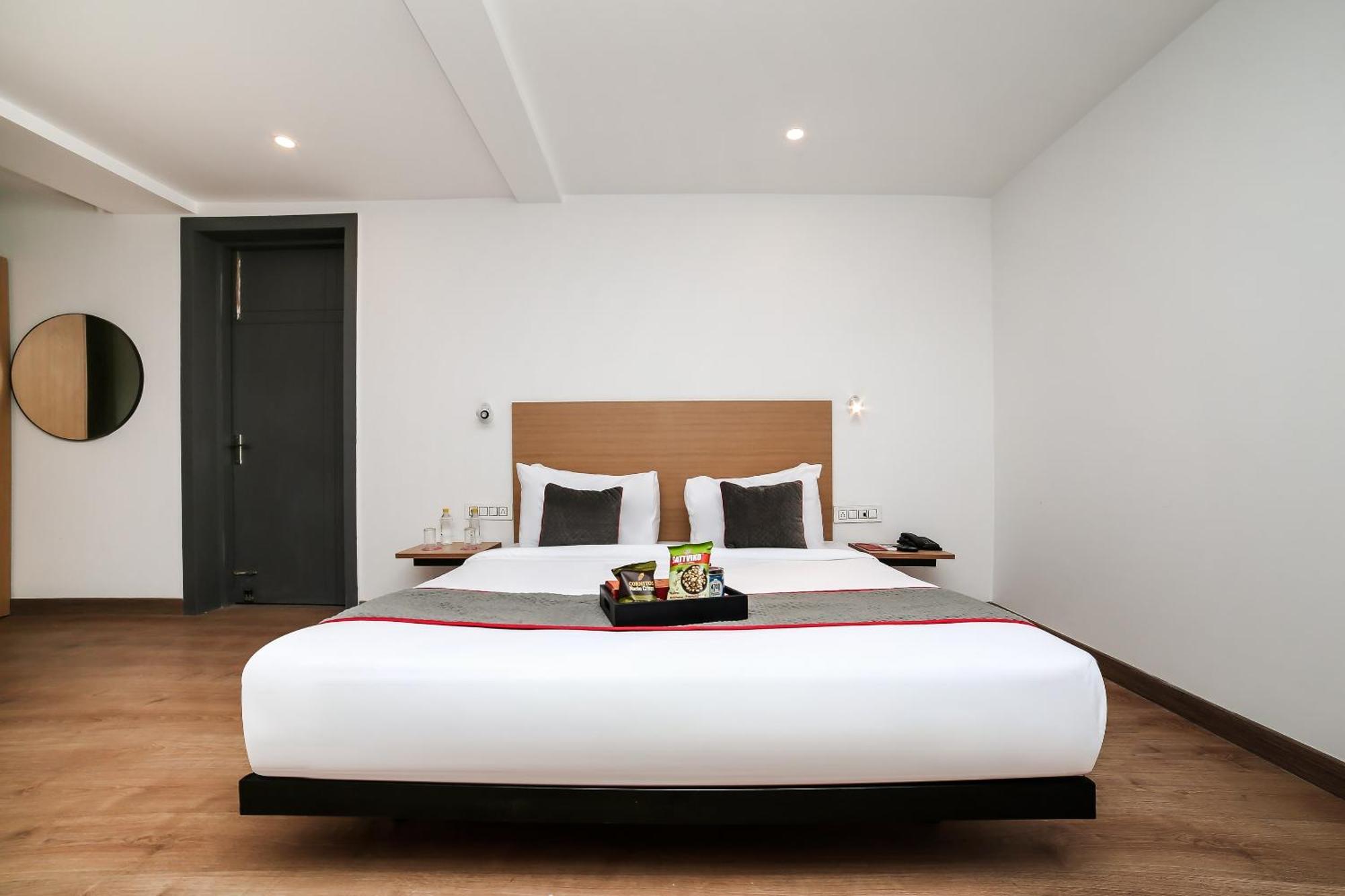 Townhouse Sohna Road 2 Hotel Gurgaon Eksteriør billede