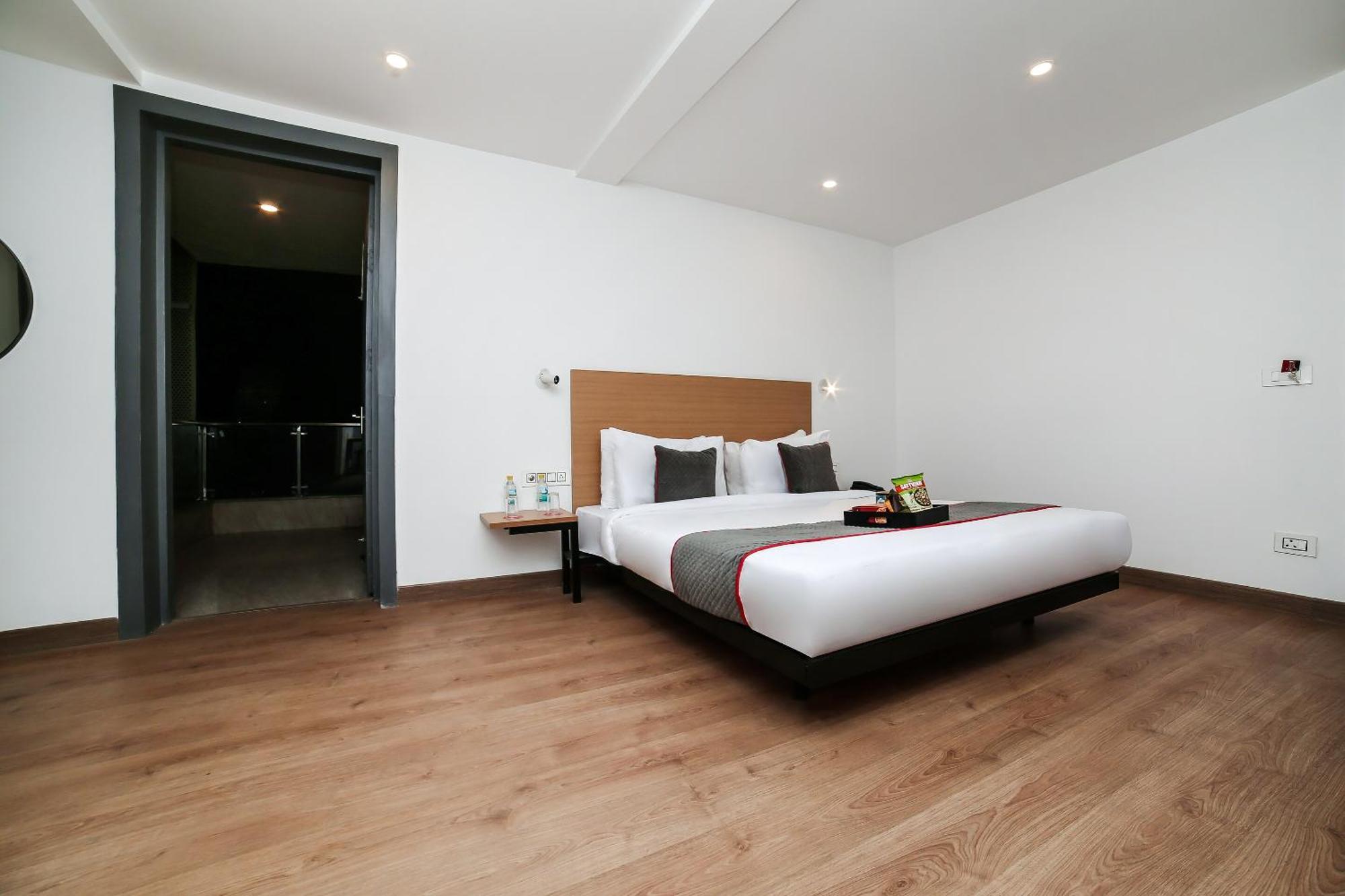 Townhouse Sohna Road 2 Hotel Gurgaon Eksteriør billede