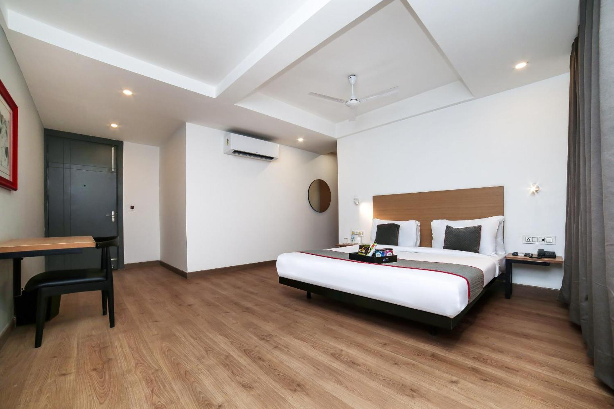 Townhouse Sohna Road 2 Hotel Gurgaon Eksteriør billede
