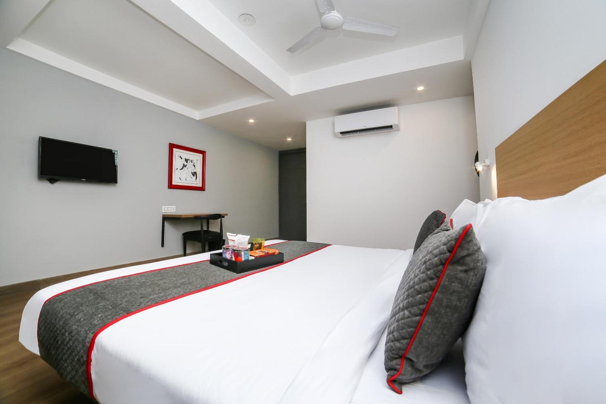 Townhouse Sohna Road 2 Hotel Gurgaon Eksteriør billede