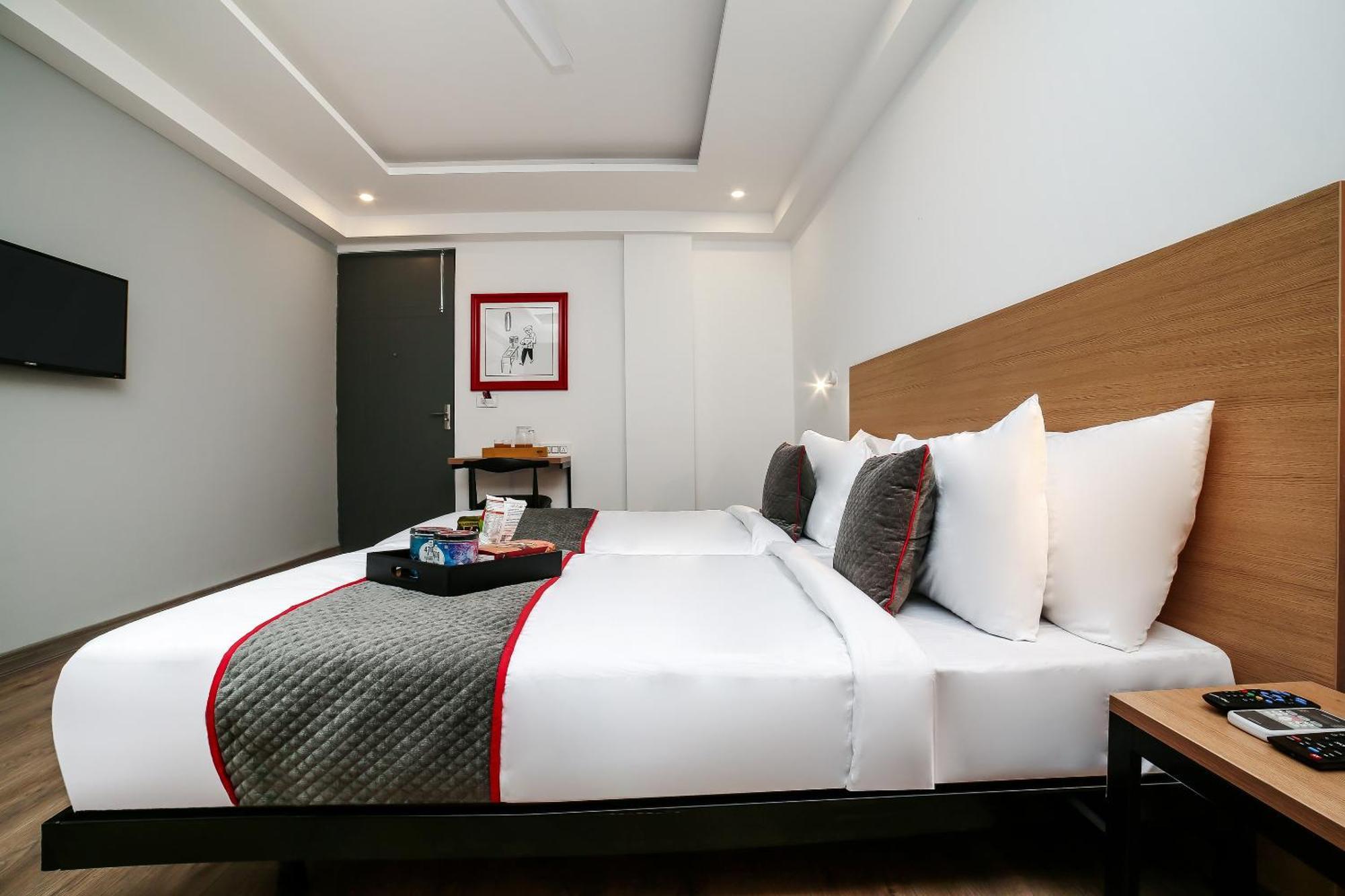 Townhouse Sohna Road 2 Hotel Gurgaon Eksteriør billede