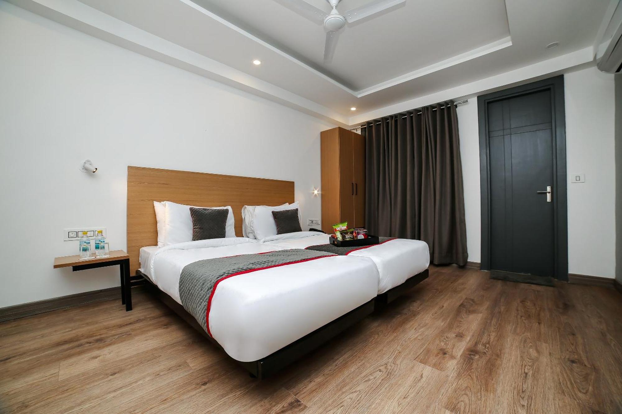 Townhouse Sohna Road 2 Hotel Gurgaon Eksteriør billede